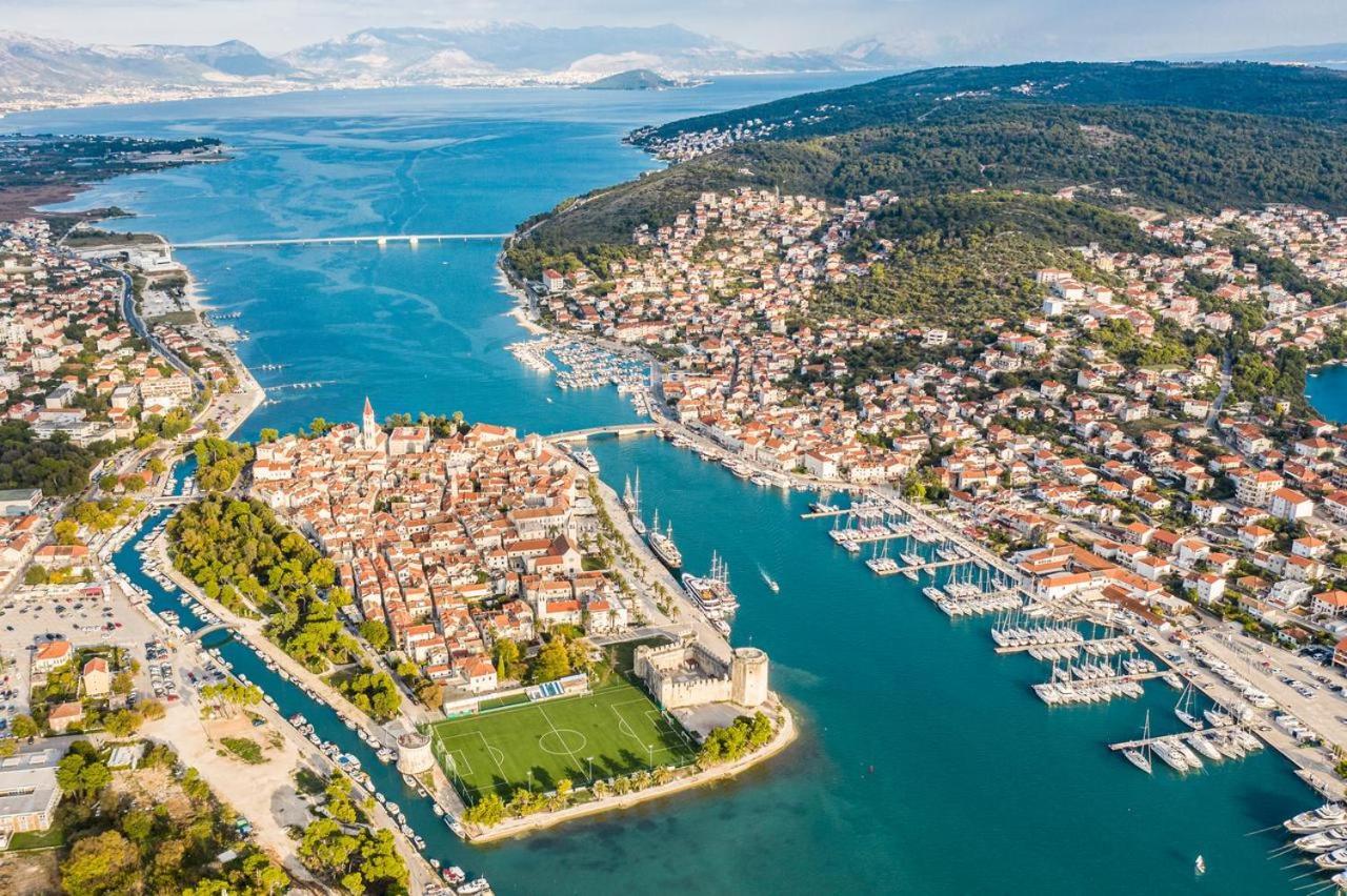 Lambrisa Διαμέρισμα Τρογκίρ Εξωτερικό φωτογραφία