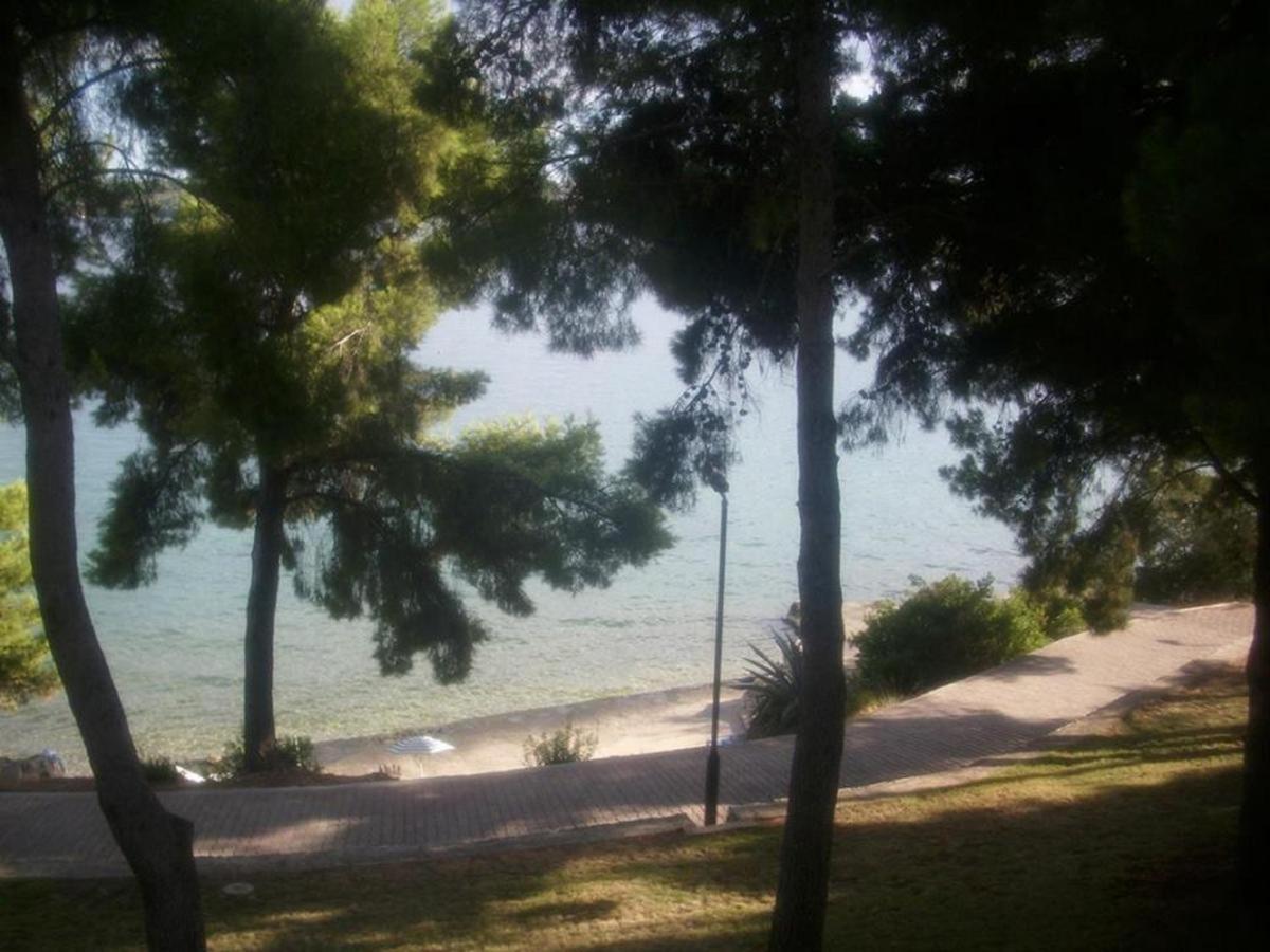 Lambrisa Διαμέρισμα Τρογκίρ Εξωτερικό φωτογραφία