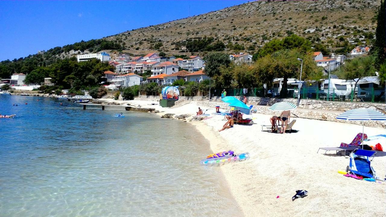 Lambrisa Διαμέρισμα Τρογκίρ Εξωτερικό φωτογραφία
